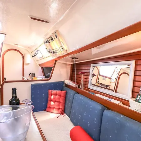 Live A Nautical-sport Experience Tekne *