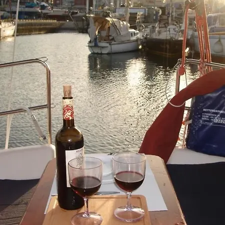 Live A Nautical-sport Experience *